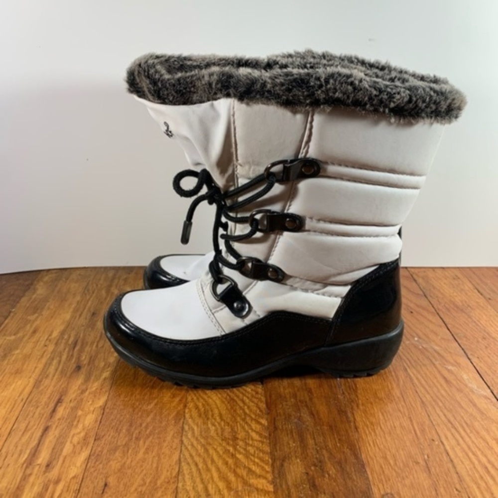 Women's Women's Winter Boots White Black Size 6